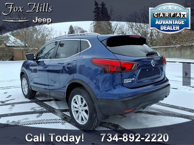 2017 Nissan Rogue Sport SV