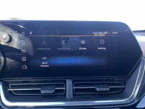 2024 Chevrolet Trax RS