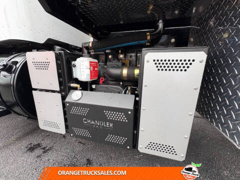 2019 Peterbilt 337