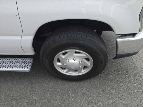 2012 Ford E-Series E-250