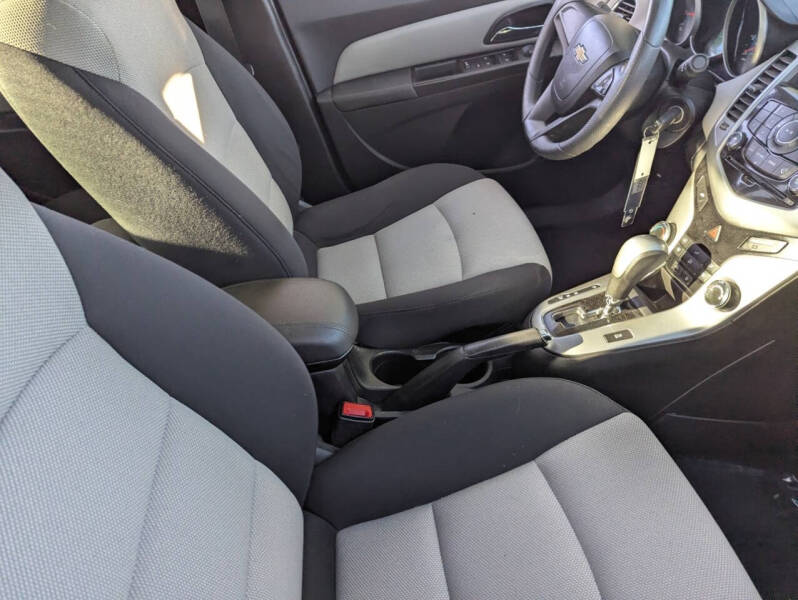 2016 Chevrolet Cruze Limited LS Auto