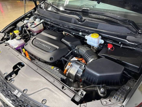 2024 Chrysler Pacifica Plug-In Hybrid Select