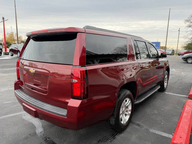 2017 Chevrolet Suburban LT