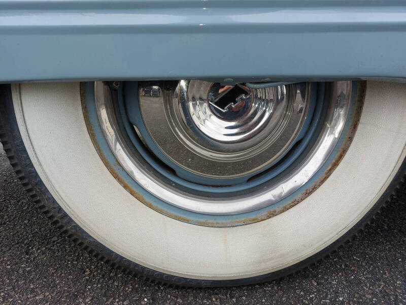 1951 Ford Deluxe