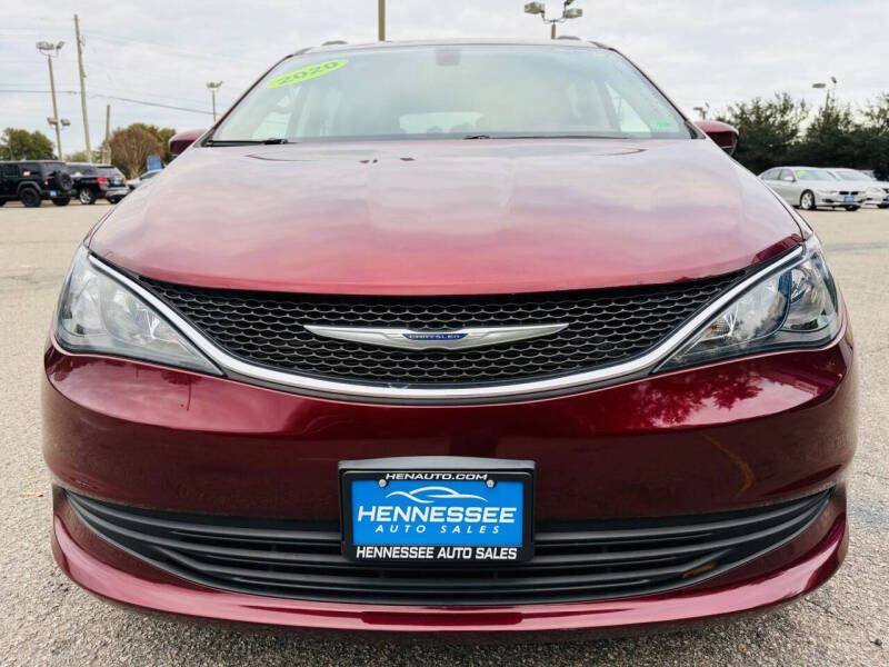 2020 Chrysler Voyager LXi