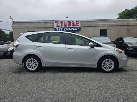 2012 Toyota Prius v Three