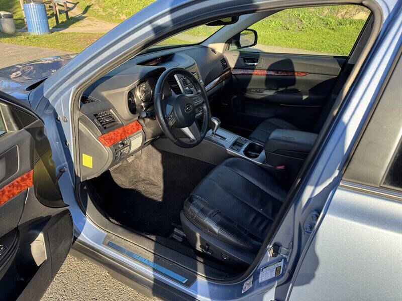 2011 Subaru Outback 2.5i Limited