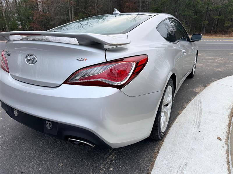 2013 Hyundai Genesis Coupe 2.0T Premium