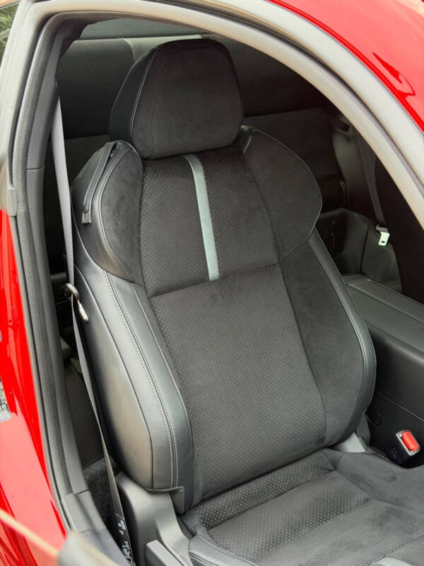 2025 Toyota GR86 Premium