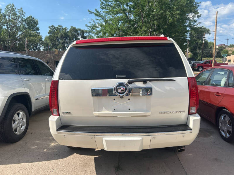 2010 Cadillac Escalade Premium