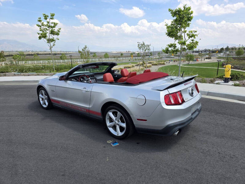 2011 Ford Mustang GT Premium