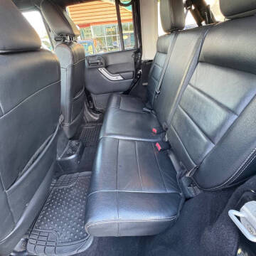 2012 Jeep Wrangler Unlimited Sahara