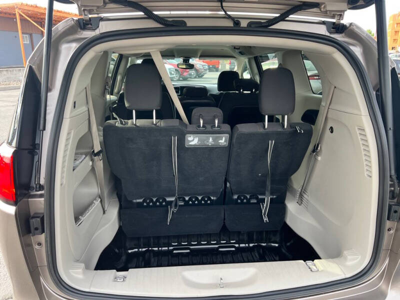 2017 Chrysler Pacifica Touring