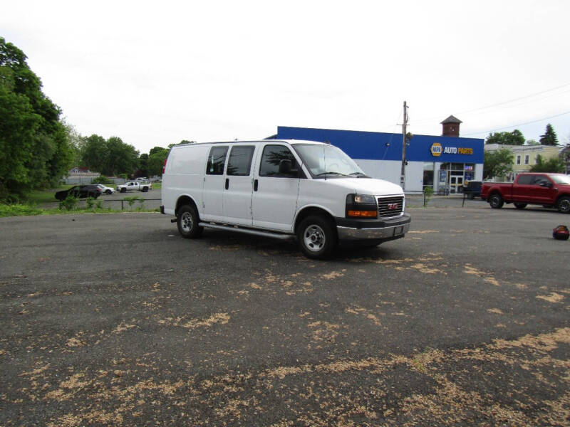 2023 GMC Savana 2500