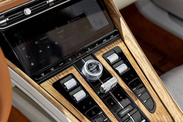 2026 Aston Martin DB12 Volante