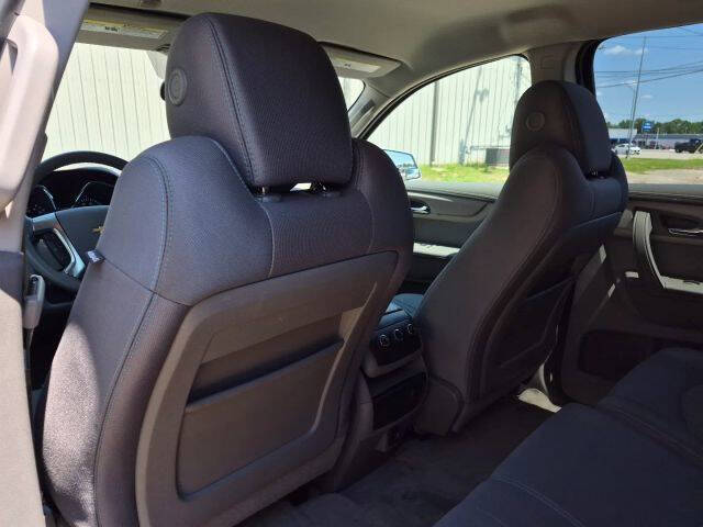 2017 Chevrolet Traverse LT