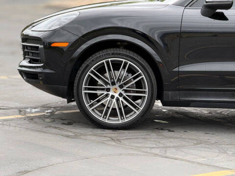 2020 Porsche Cayenne Coupe