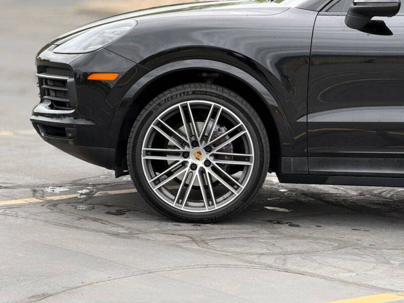2020 Porsche Cayenne Coupe
