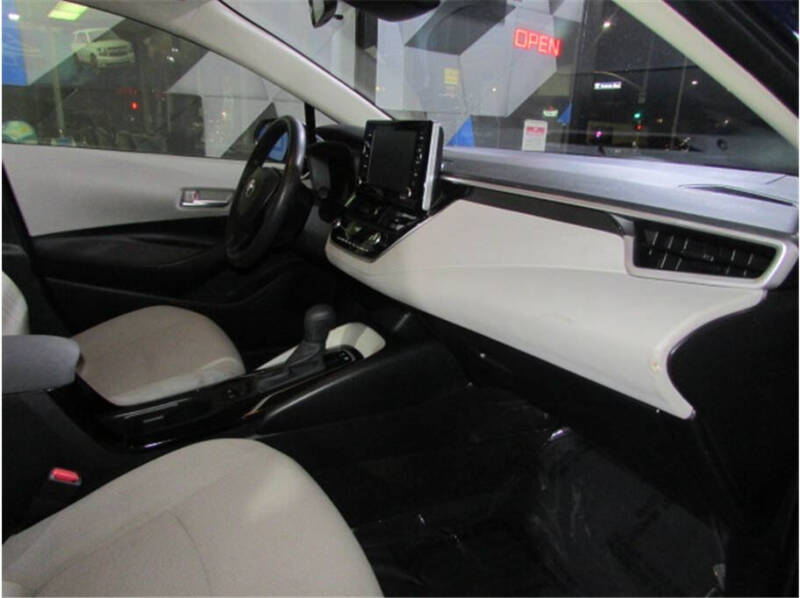 2021 Toyota Corolla Hybrid LE