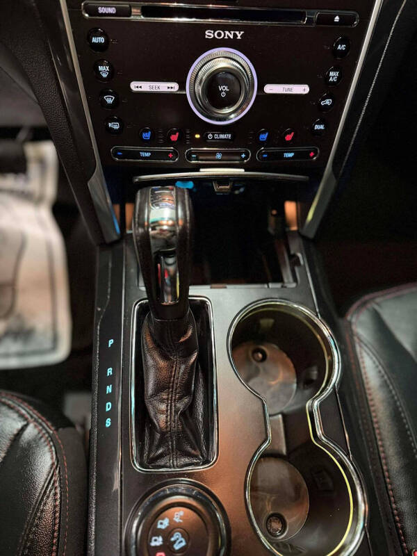 2016 Ford Explorer Sport