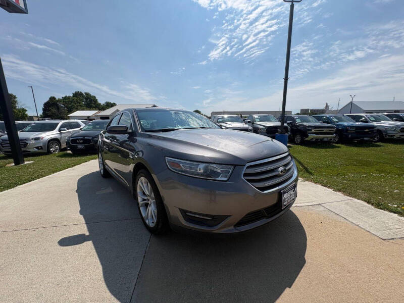 2013 Ford Taurus SEL
