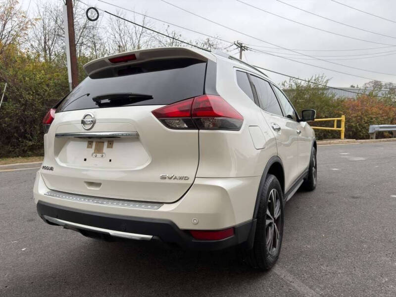 2019 Nissan Rogue SV