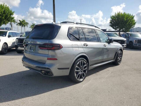 2025 BMW X7 M60i
