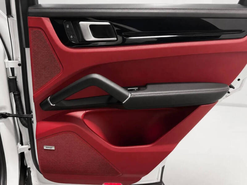 2022 Porsche Cayenne