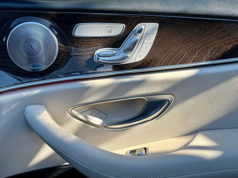 2019 Mercedes-Benz E-Class E 300