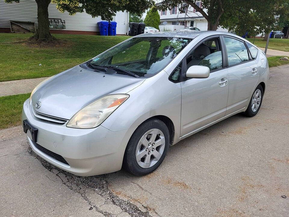 2005 Toyota Prius for sale at Sara Auto Mall, LLC in Cleveland, OH