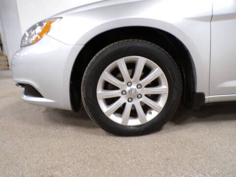 2012 Chrysler 200 Touring