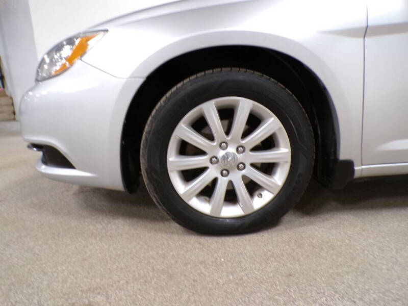 2012 Chrysler 200 Touring