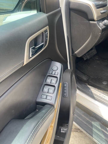 2017 GMC Yukon Denali