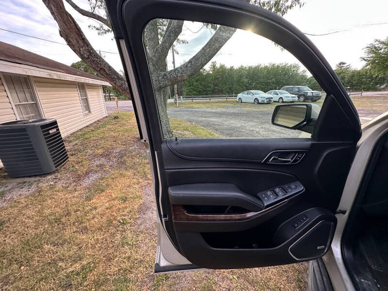 2017 Chevrolet Suburban LT