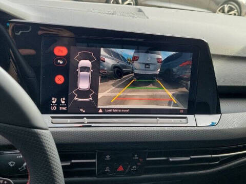 2024 Volkswagen Golf GTI Autobahn