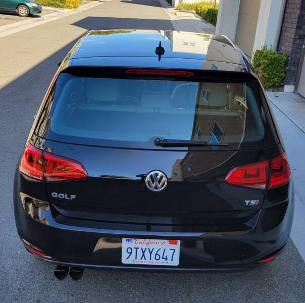 2016 Volkswagen Golf TSI S