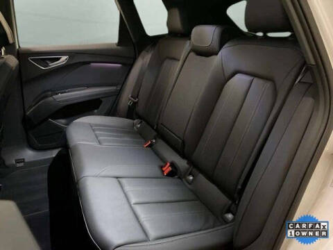 2024 Audi Q4 e-tron quattro Premium Plus 50