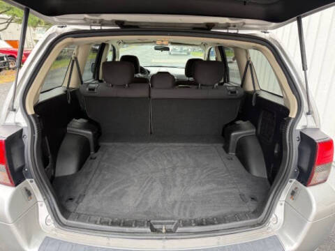 2011 Mitsubishi Endeavor LS