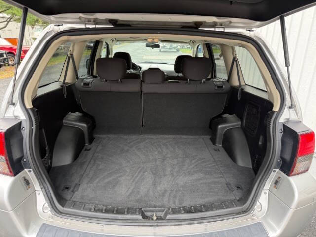 2011 Mitsubishi Endeavor LS