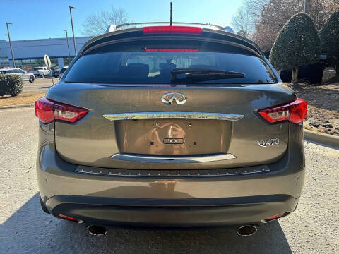2016 Infiniti QX70