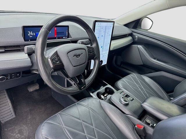 2023 Ford Mustang Mach-E Select