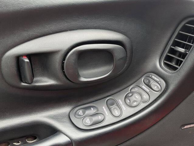 2004 Chevrolet Corvette