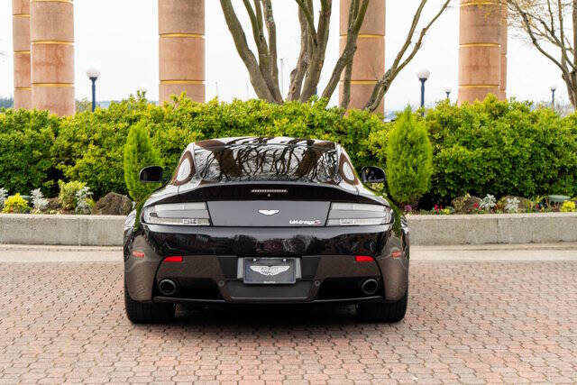 2015 Aston Martin V12 Vantage S 77
