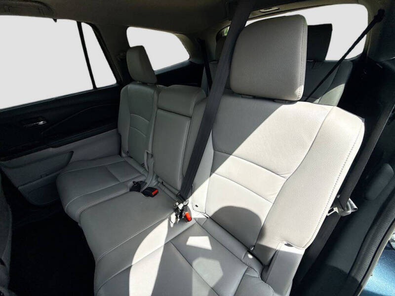 2022 Honda Pilot SE