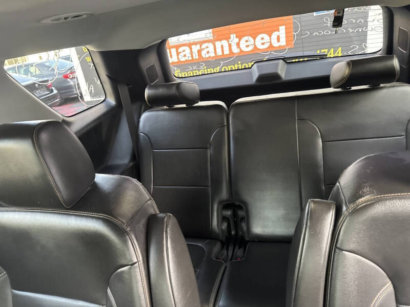 2021 Chevrolet Traverse RS