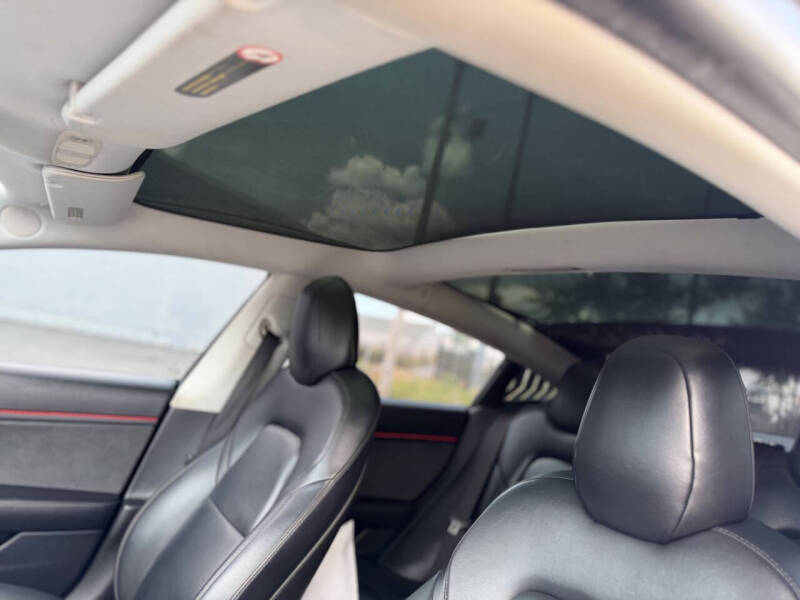 2020 Tesla Model 3 Performance