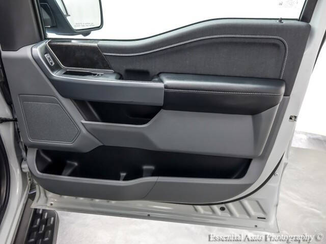 2023 Ford F-150 Lightning XLT