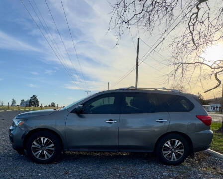 2017 Nissan Pathfinder SL