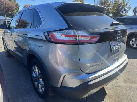 2021 Ford Edge Titanium