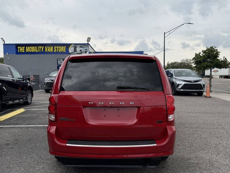2013 Dodge Grand Caravan SXT